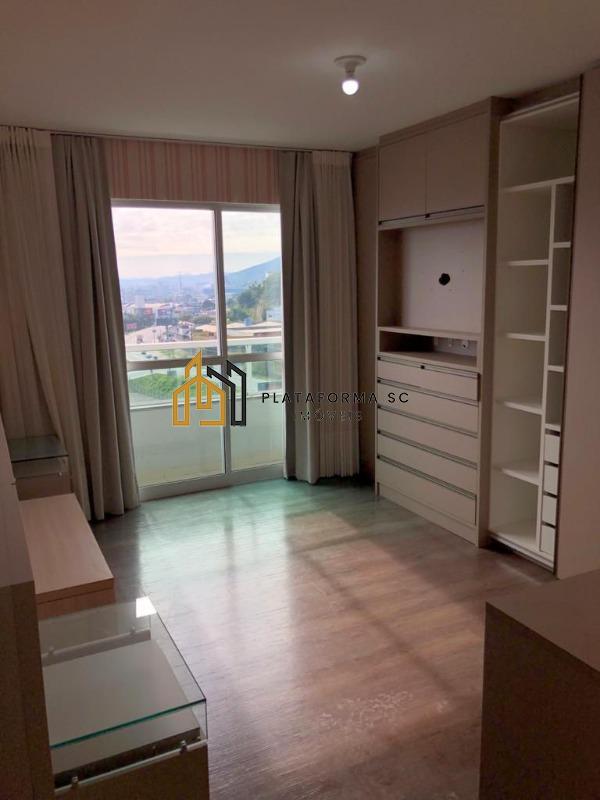 Apartamento à venda com 3 quartos, 125m² - Foto 28